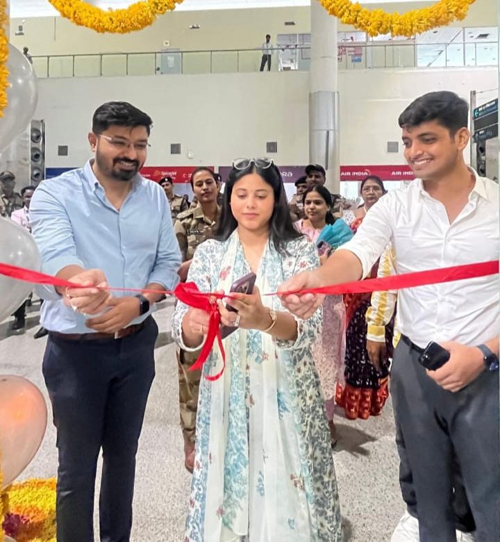 एयरपोर्ट पर आपात स्थिति में विमान यात्रियों को मिलेगी बेहतर चिकित्सा सुविधा – प्रिया सरोज