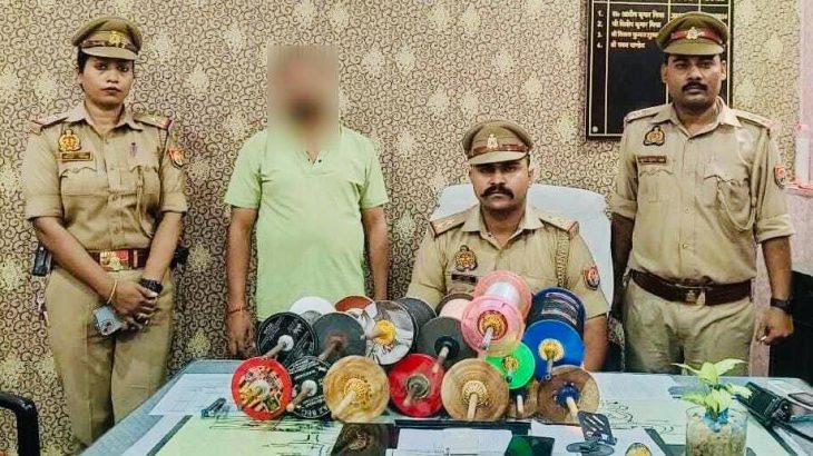 चेतगंज पुलिस की कार्रवाई, प्रतिबंधित चाइनीज मांझा बरामद